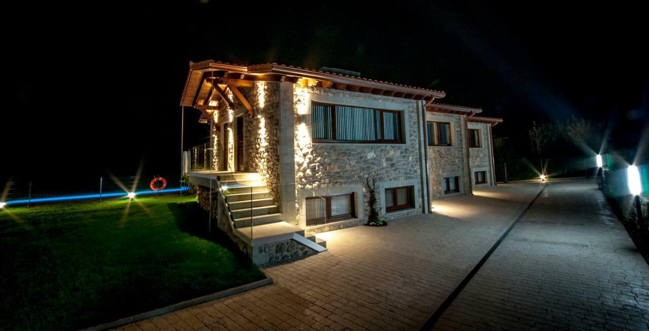 Bufones De Pria Apartamentos Rurales Garana ภายนอก รูปภาพ